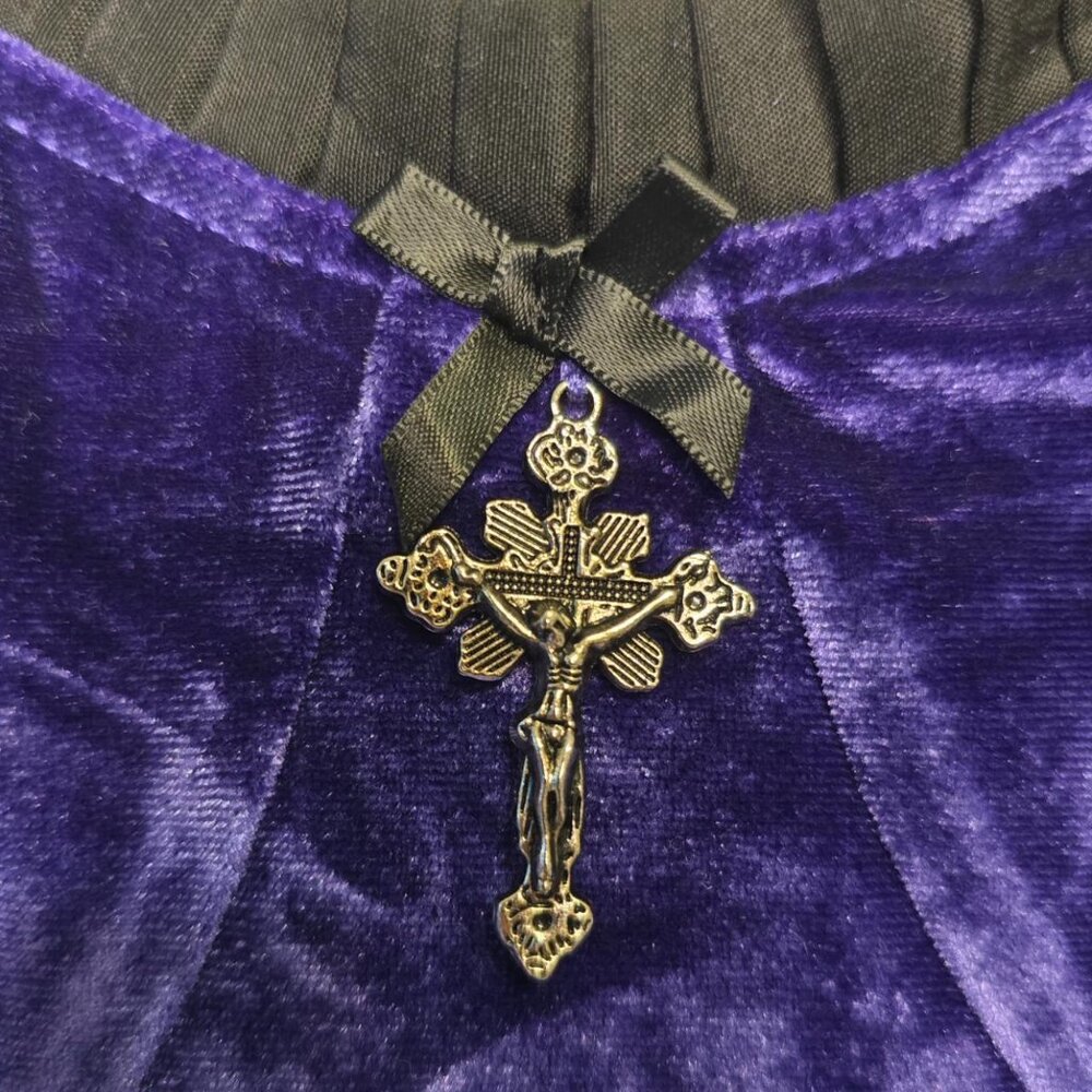 WhimsiGoth Purple Velvet Mini Dress w/ Lace Trim & Cross Pendant – Large - Picture 3 of 8
